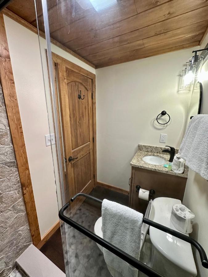 Creekfront Lodge: Brand New! Pigeon Forge Exterior foto