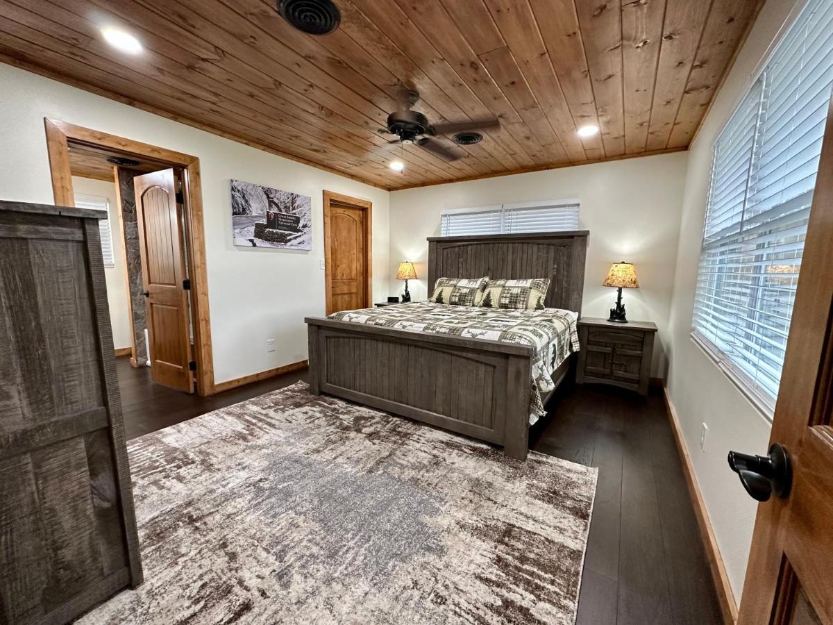 Creekfront Lodge: Brand New! Pigeon Forge Exterior foto